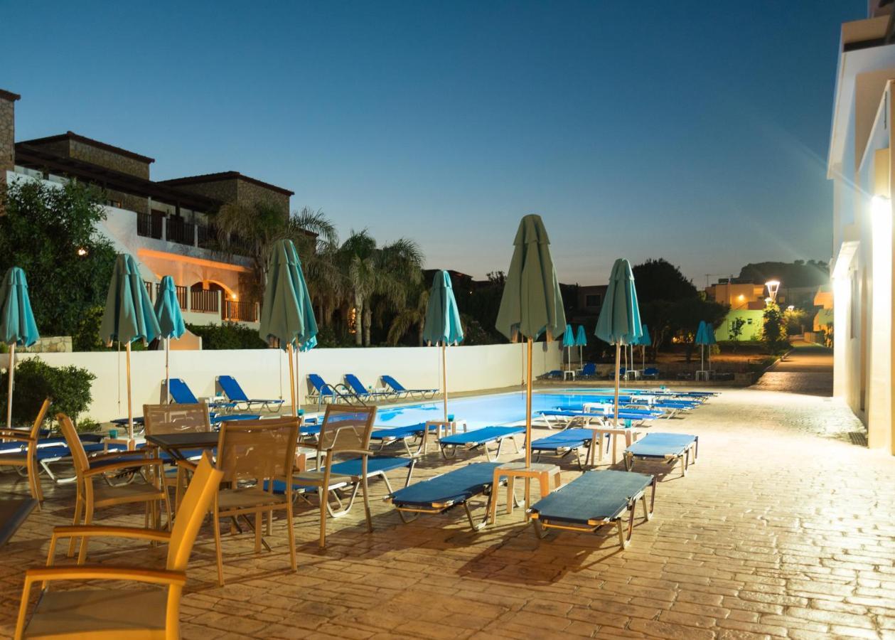 לרדוס Amaryllis Front Beach Hotel מראה חיצוני תמונה