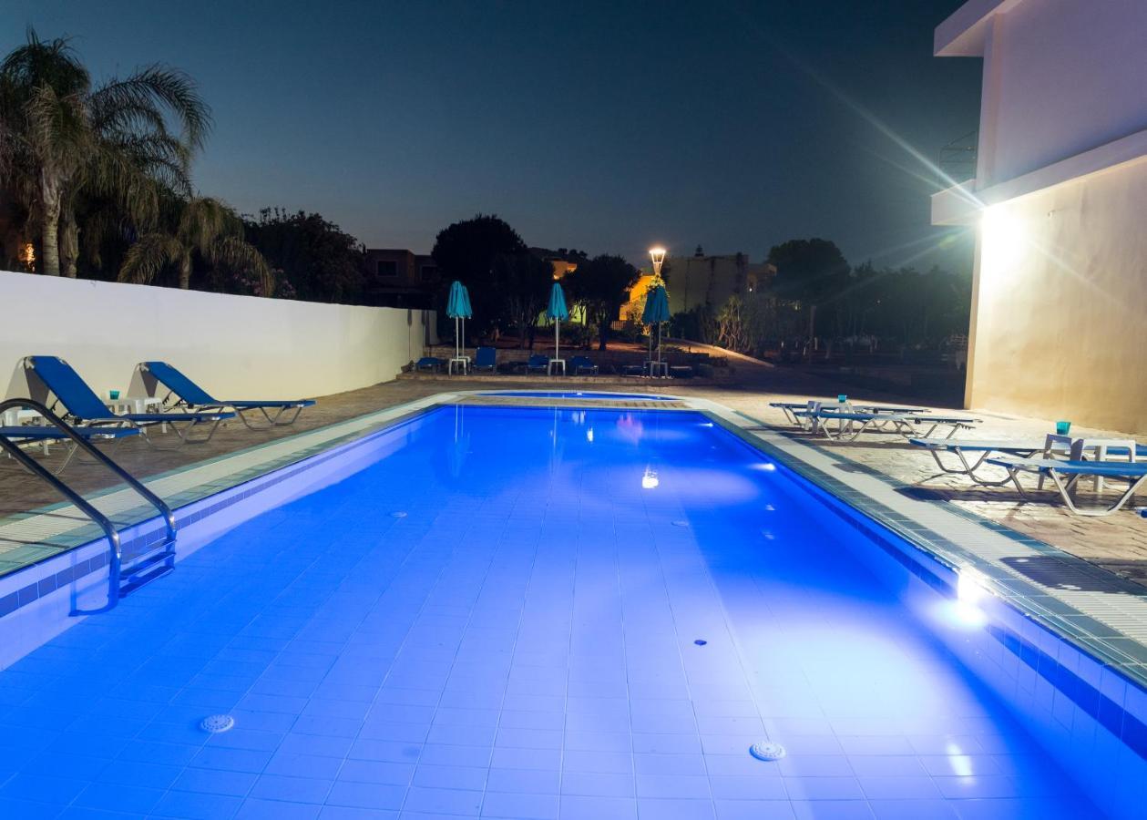 לרדוס Amaryllis Front Beach Hotel מראה חיצוני תמונה