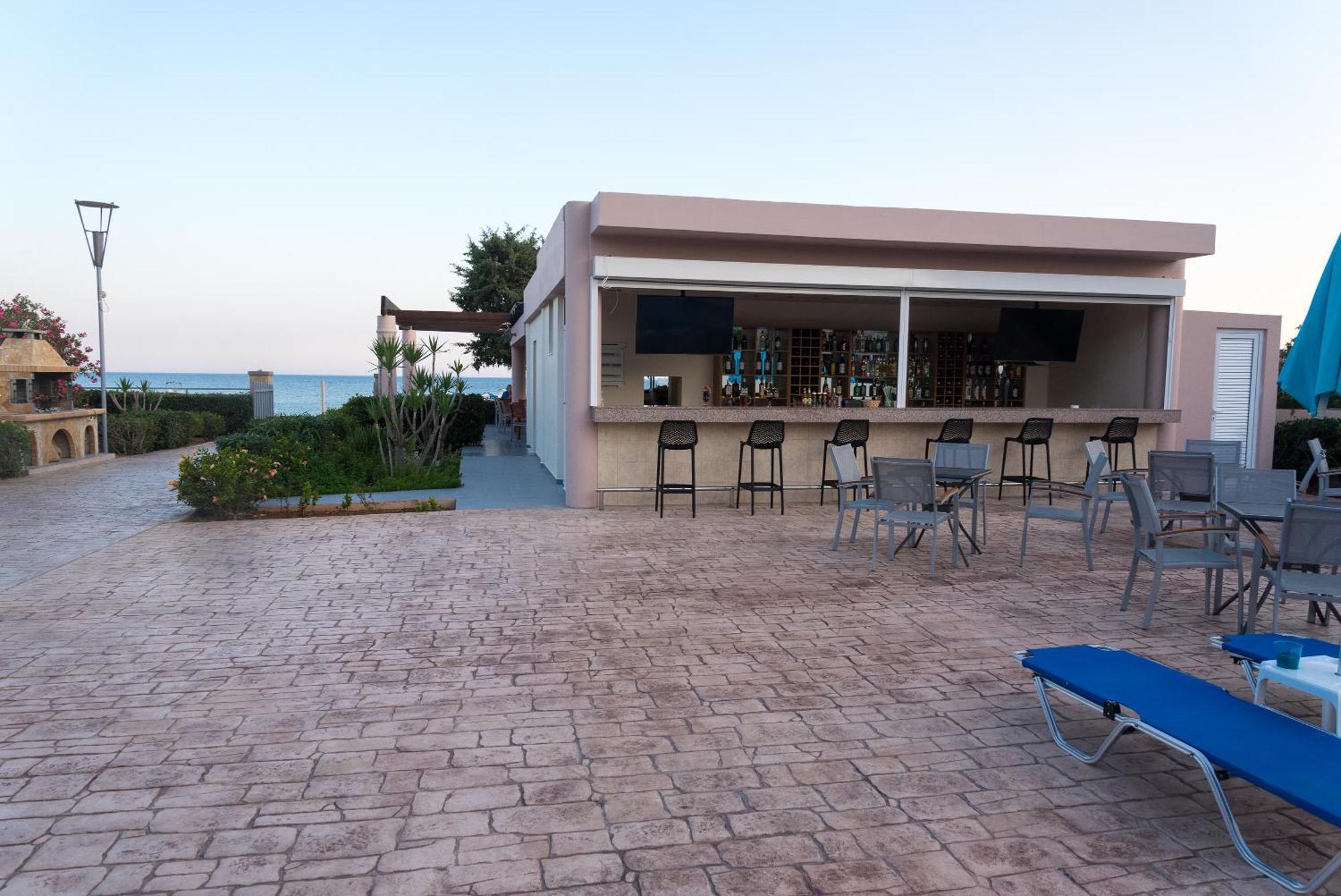 לרדוס Amaryllis Front Beach Hotel מראה חיצוני תמונה