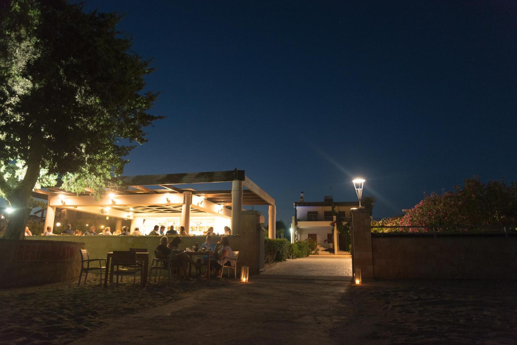 לרדוס Amaryllis Front Beach Hotel מראה חיצוני תמונה