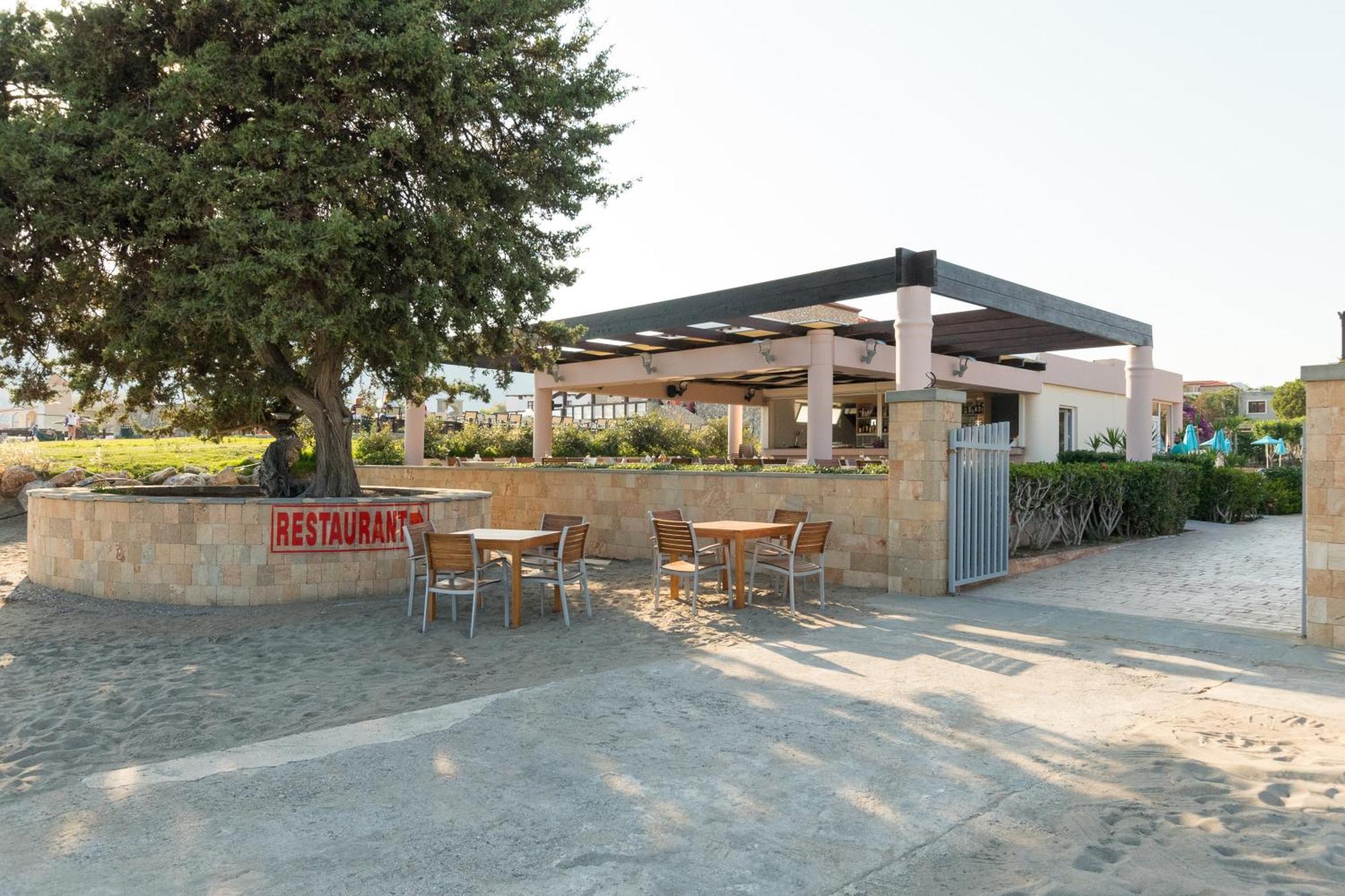 לרדוס Amaryllis Front Beach Hotel מראה חיצוני תמונה