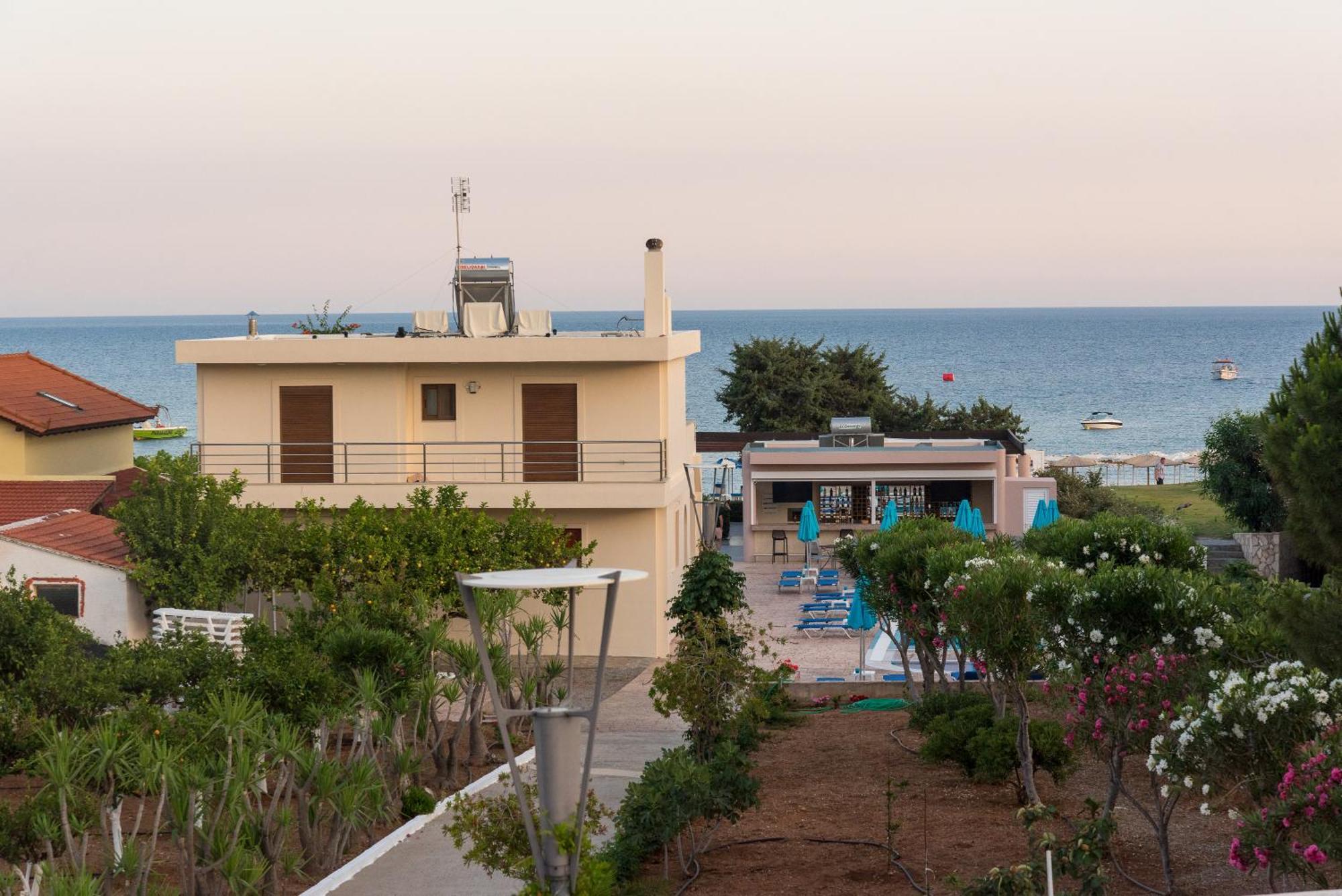 לרדוס Amaryllis Front Beach Hotel מראה חיצוני תמונה