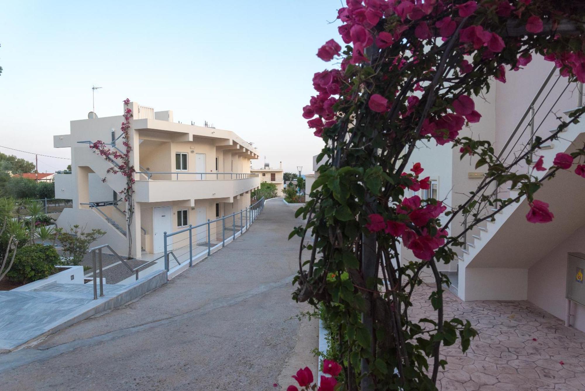 לרדוס Amaryllis Front Beach Hotel מראה חיצוני תמונה