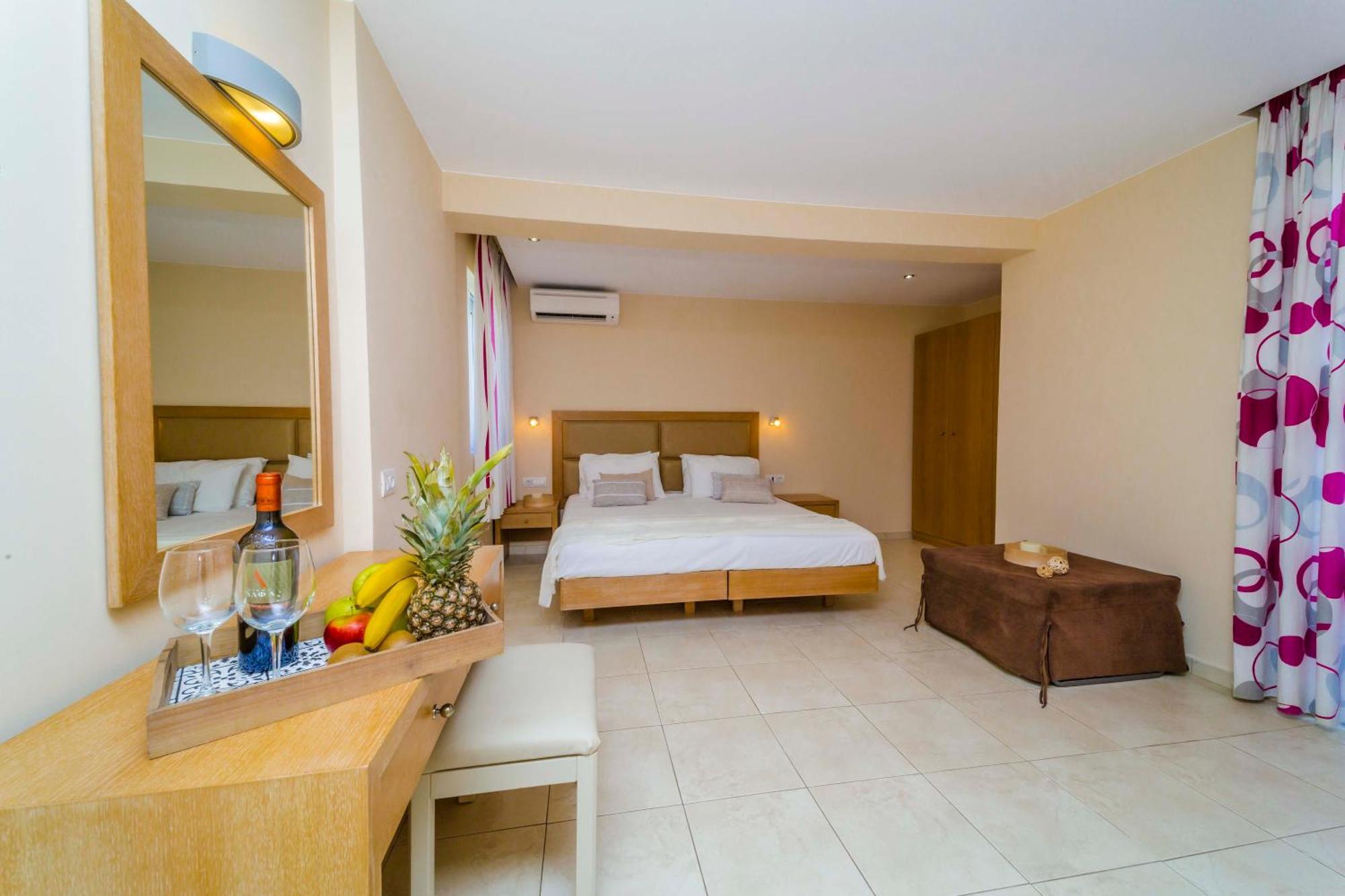 לרדוס Amaryllis Front Beach Hotel מראה חיצוני תמונה