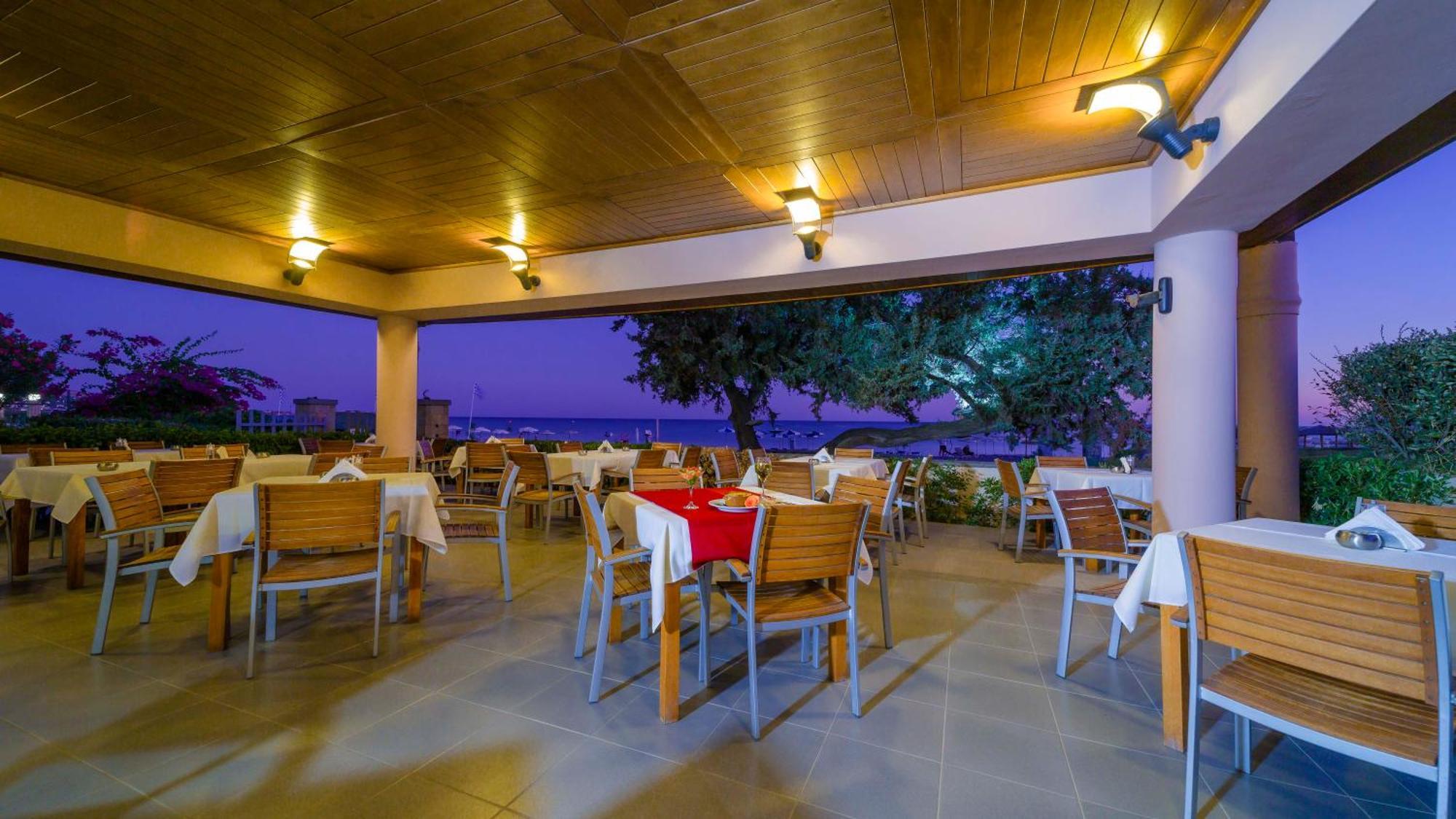 לרדוס Amaryllis Front Beach Hotel מראה חיצוני תמונה