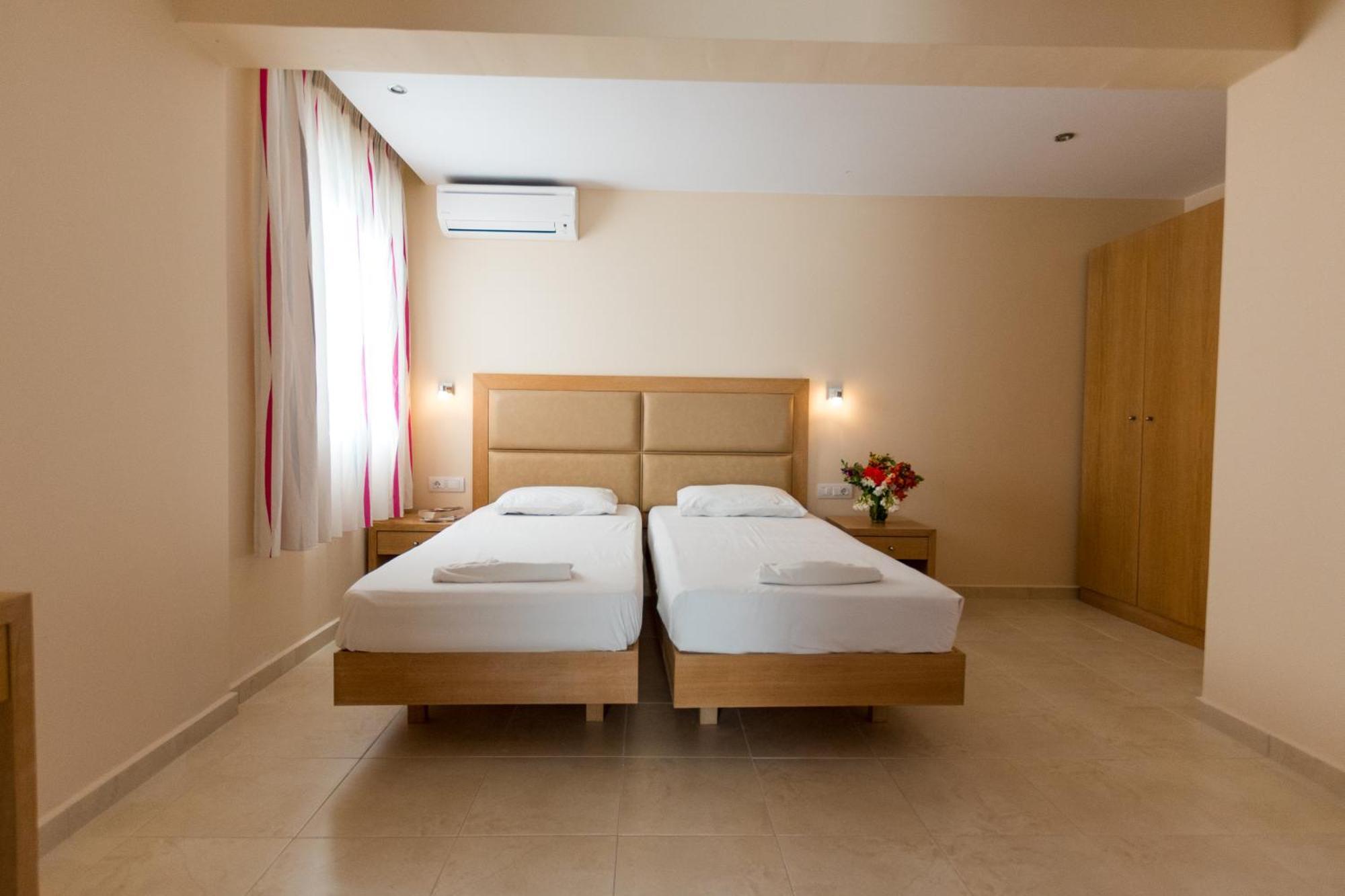 לרדוס Amaryllis Front Beach Hotel מראה חיצוני תמונה